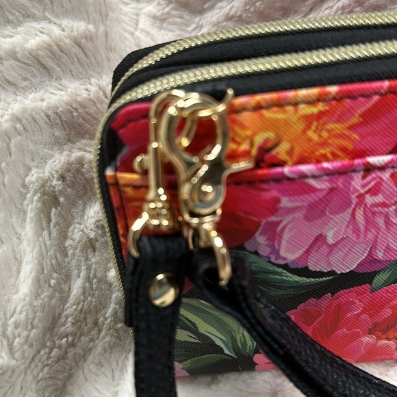 NEW Julia Buxton RFID-Blocking Ultimate Organizer / Wallet/Crossbody, Multicolor - Picture 6 of 8